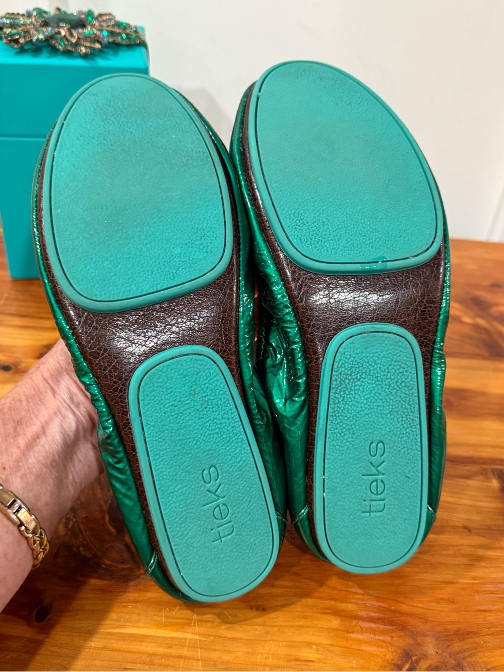 Tieks Emerald Green Patent Leather Ballet Flats - Picture 4 of 8